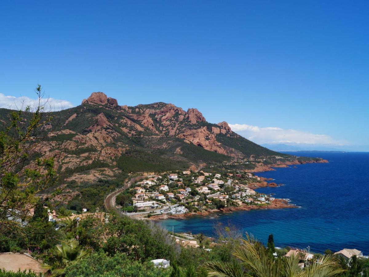 Villa In Antheor With Private Swimming Pool Saint-Raphaël Exterior foto